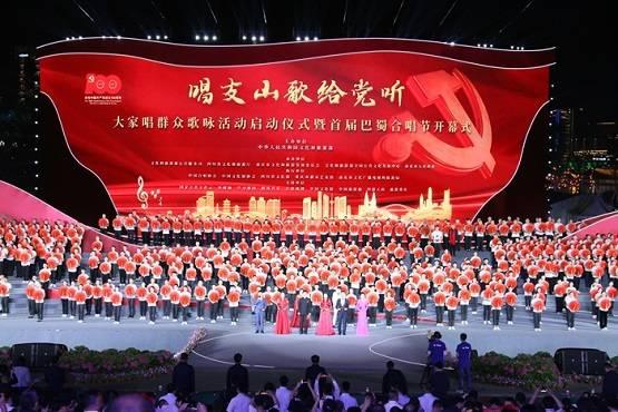 《慈悲城》已过时，这本小说突然被书虫狂追，反压《十年》成榜首